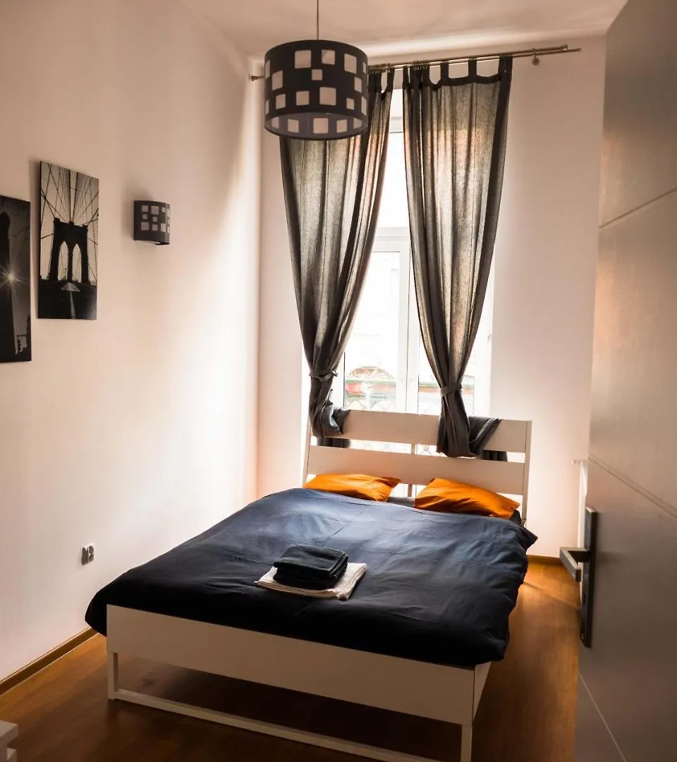 Sklodowska-Curie, Martini Apartment Krakow